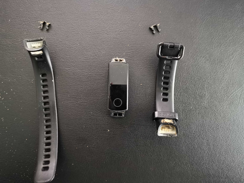Wristband removed from Honor Band 5